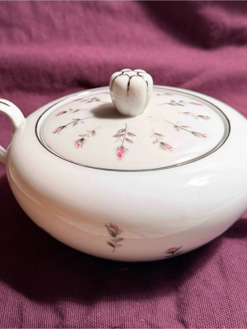 Harmony House China SugarDish with Lid in Pink Rosebud Accents